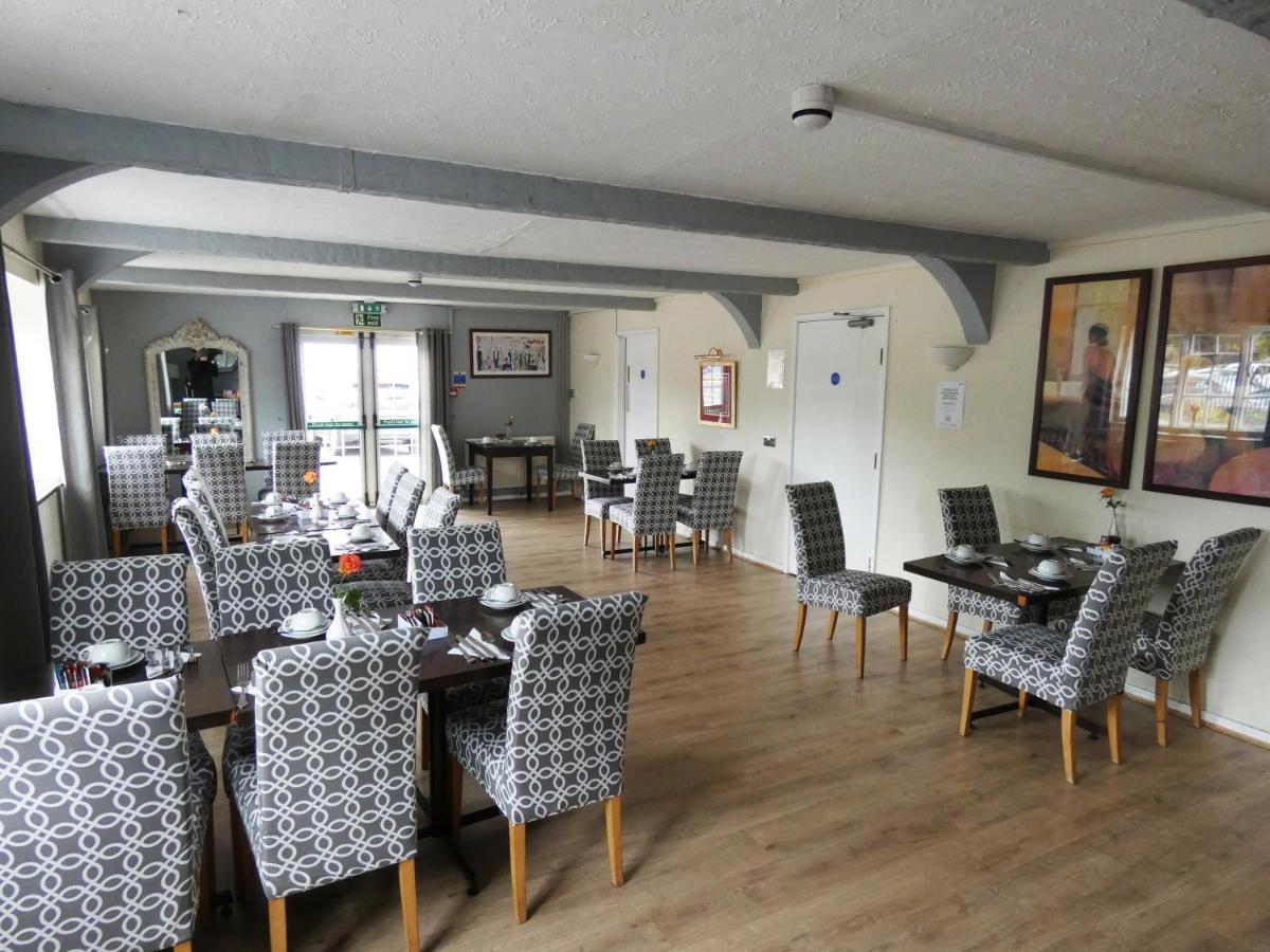 The Riverside Hotel Монмут Екстер'єр фото