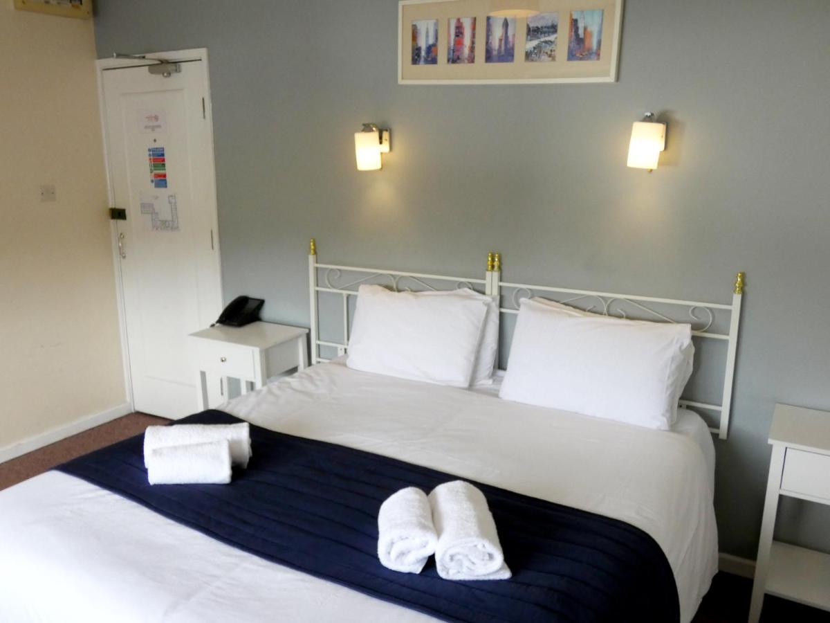 The Riverside Hotel Монмут Екстер'єр фото
