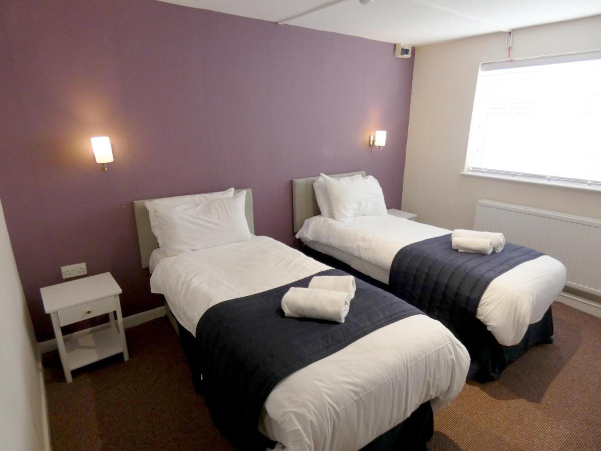 The Riverside Hotel Монмут Екстер'єр фото